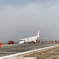 Telik vedas alt: Myanmari pilootidel tuli lennuk selle kõhul maale tuua