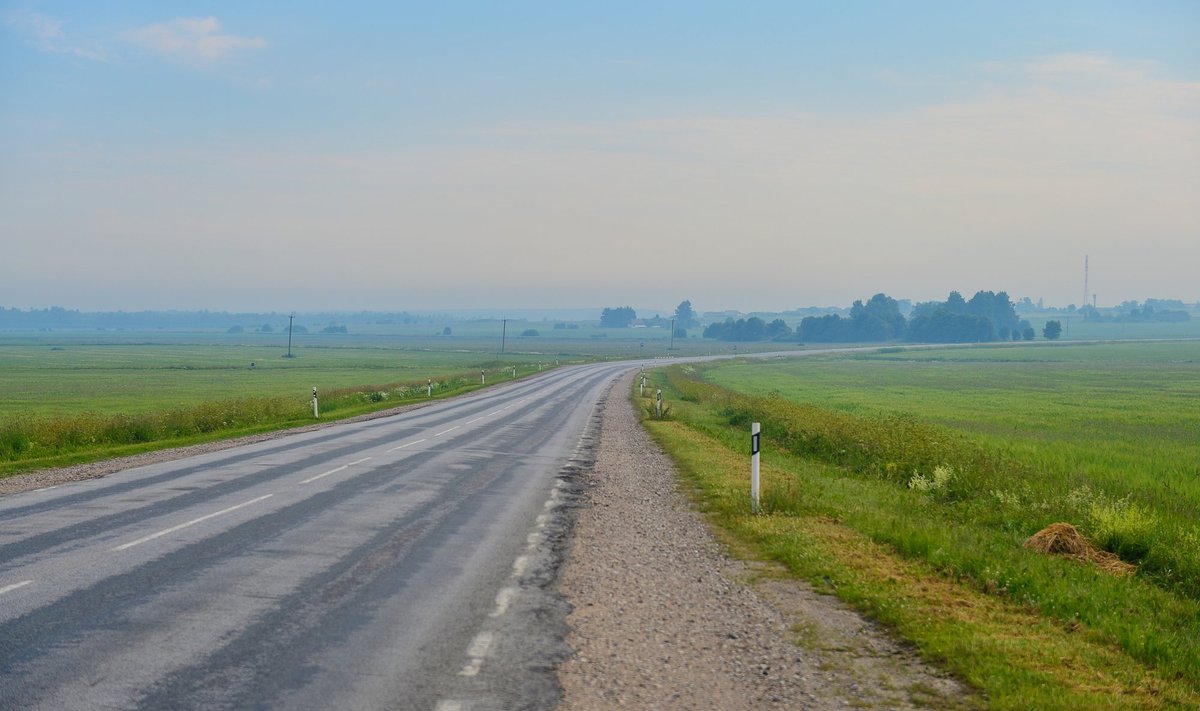 Kaks kolmandikku Eesti elanikest elab maantee läheduses - Delfi