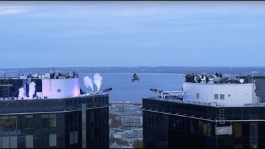VIDEO | Swissotelli katustel hüpanud Keity Meier osales Prantsusmaa räppari muusikavideos
