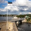 Ootamatu tegelikkus: Narva sillal kõnnivad kõrvuti Moskva turistid ja Ukraina sõja ohvrid