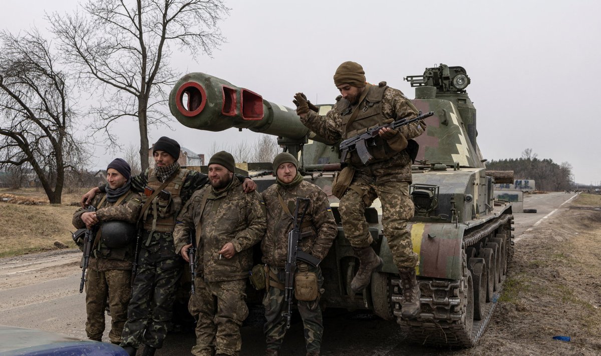 Ukraina sõdurid Tšernihivis. 5. aprill 2022