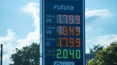FOTOD | Rõõmusõnum autojuhtidele. Bensiini ja diislikütuse hind langes täna veelgi