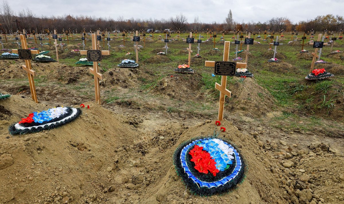 UKRAINE-CRISIS/DONBAS-SOLDIERS-BURIALS
