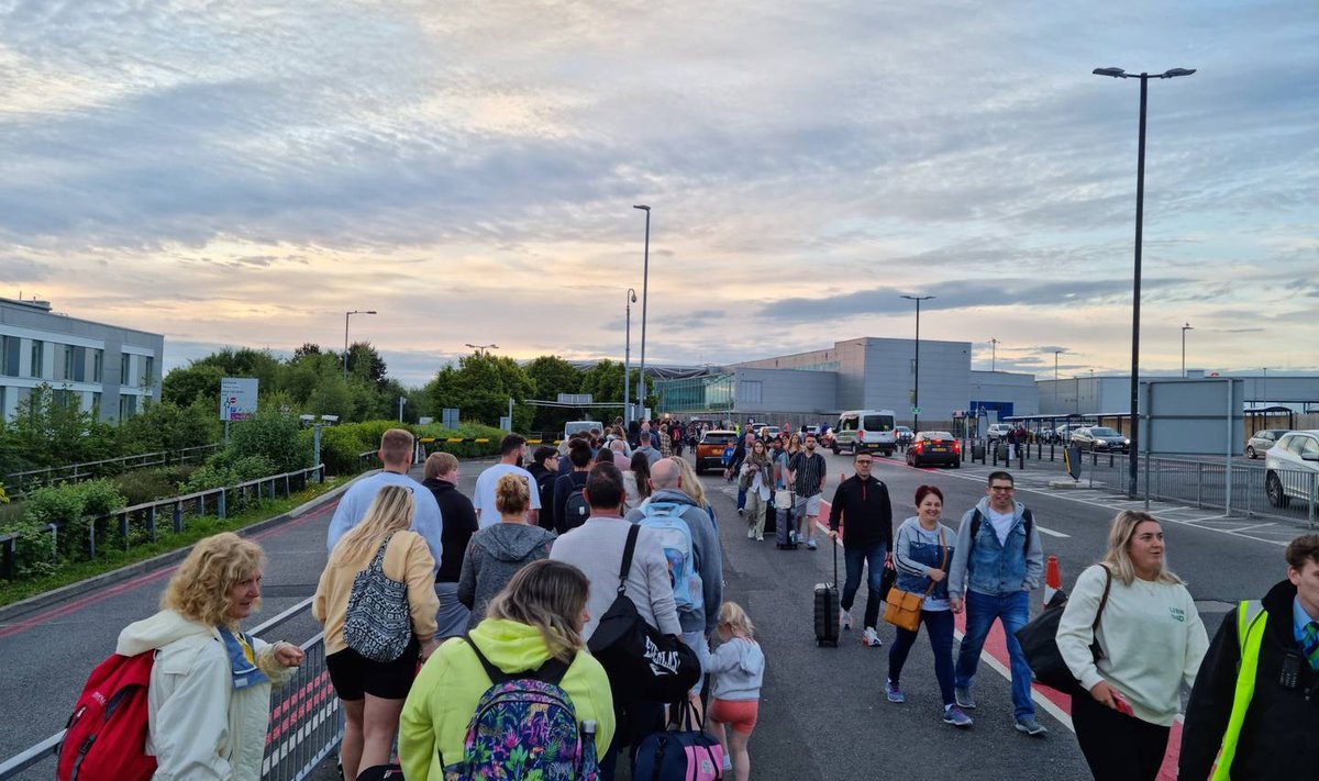 Järjekorrad Euroopa lennnujaamades tekitavad reisijates pahameelt