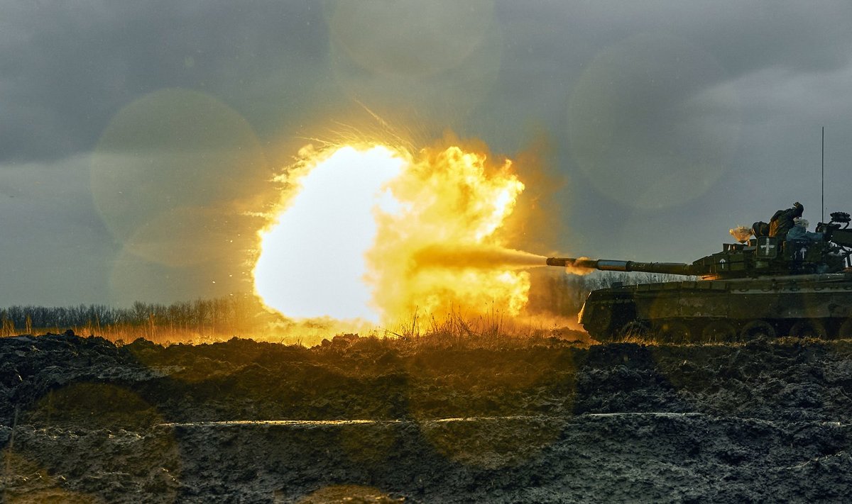 Ukraina tank ründab