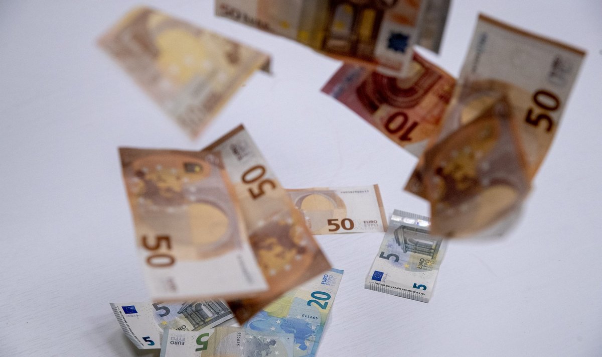 2023. aastast peaks madalama sissetulekuga inimestele kätte jääma üle saja lisaeuro kuus.