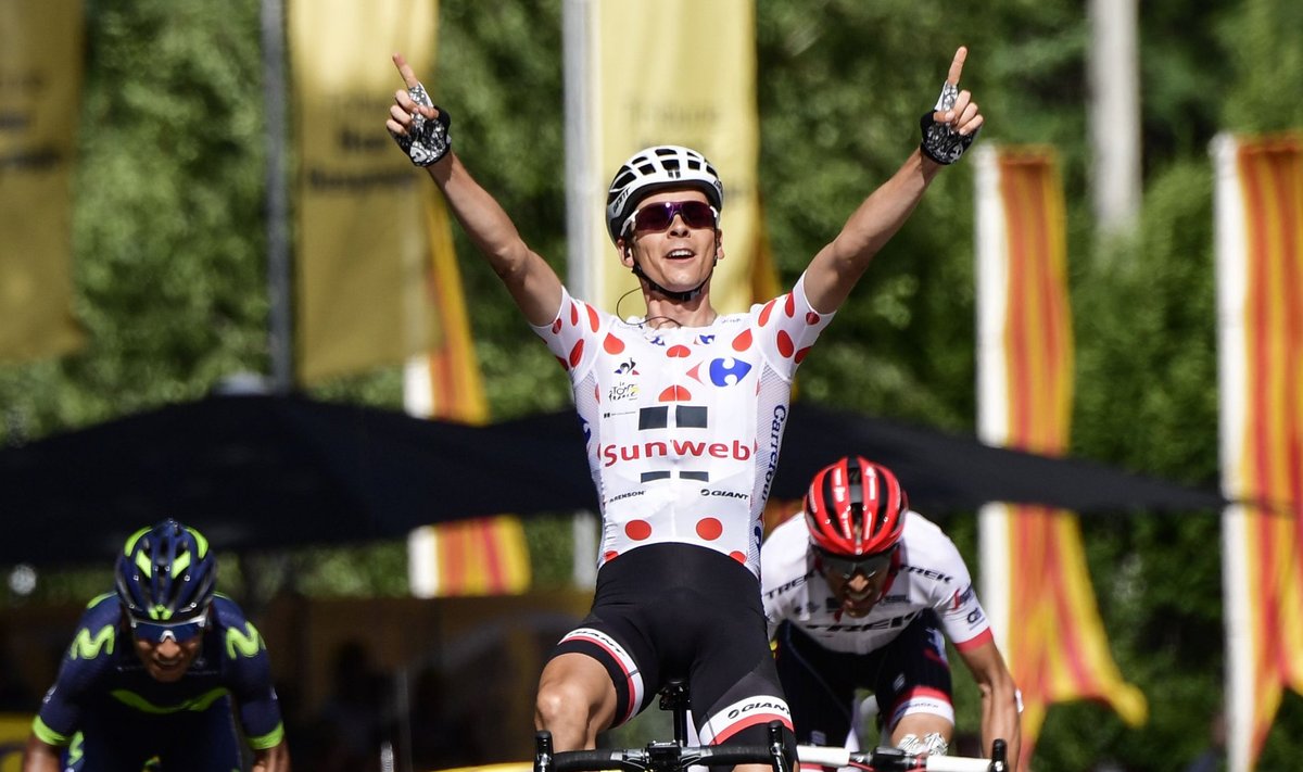 Warren Barguil etapivõitu tähistamas.