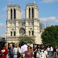 Üksteise võidu annetusi lubanud Prantsuse rikkurid ei ole Jumalaema kiriku taastamiseks veel sentigi välja käinud