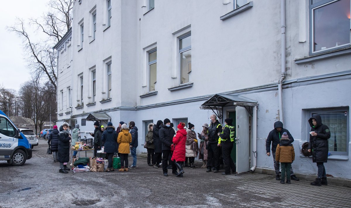 Таллинн, 07.03.2022. Ситуация в центре для беженцев на улице Нийне, 2 в 17:25.