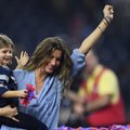 FOTOD: Super Bowli MVP abikaasa Gisele Bündchen õnnitles värskeid tšempione