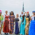ФОТО И ВИДЕО | Индия, Япония и Канарские острова. Смотрите, какие яркие бабушки и красавицы 45+ со всего мира собрались в Таллинне!