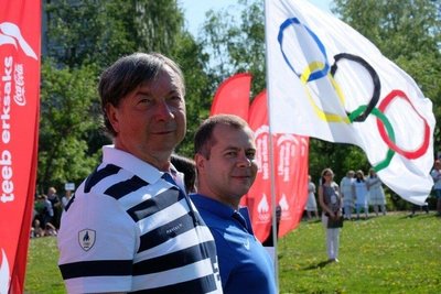Meilimine: Olümpiavõitja Jaak Uudmae ja EOK Liikumisharrastuse juht Peeter Lusmag