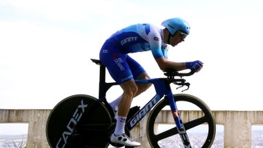 Kangert jäi Giro d'Italialt välja, heas vormis Taaramäe noolib etapivõitu