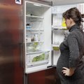 Вмятины и плесень после гарантийного ремонта: клиент воюет с известным интернет-магазином из-за холодильника