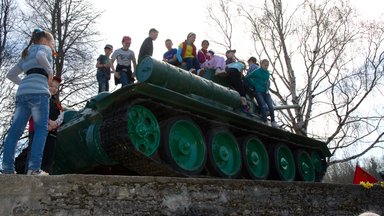 LUGEJA ARVAB | Mida hakata peale Narva tankimonumendiga?