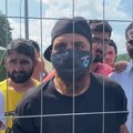 VIDEO ja FOTOD LEEDUST | Migrandid kuulutavad, et ei ole loomad, nõuavad advokaate ja läbirääkimisi EL-iga