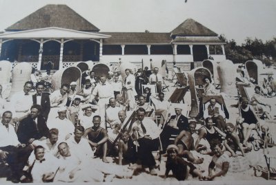 Melu Pärnu vana rannahoone juures 1930. aastatel.