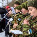 DELFI FOTOD: Vabariigi sünnipäeva tähistamine jõudis Pärnus juba alata
