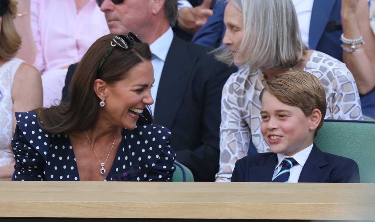 Kate koos oma poja George'iga.