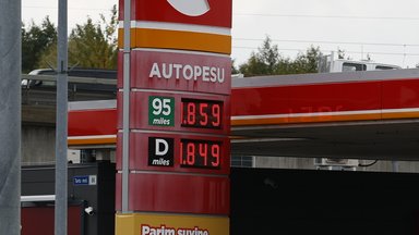 Kütusehinna tõus eurodes on tunduvalt suurem kui dollarites