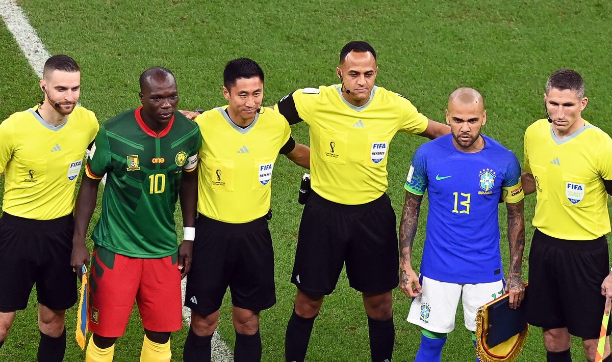 Камерун - Бразилия (1:0)