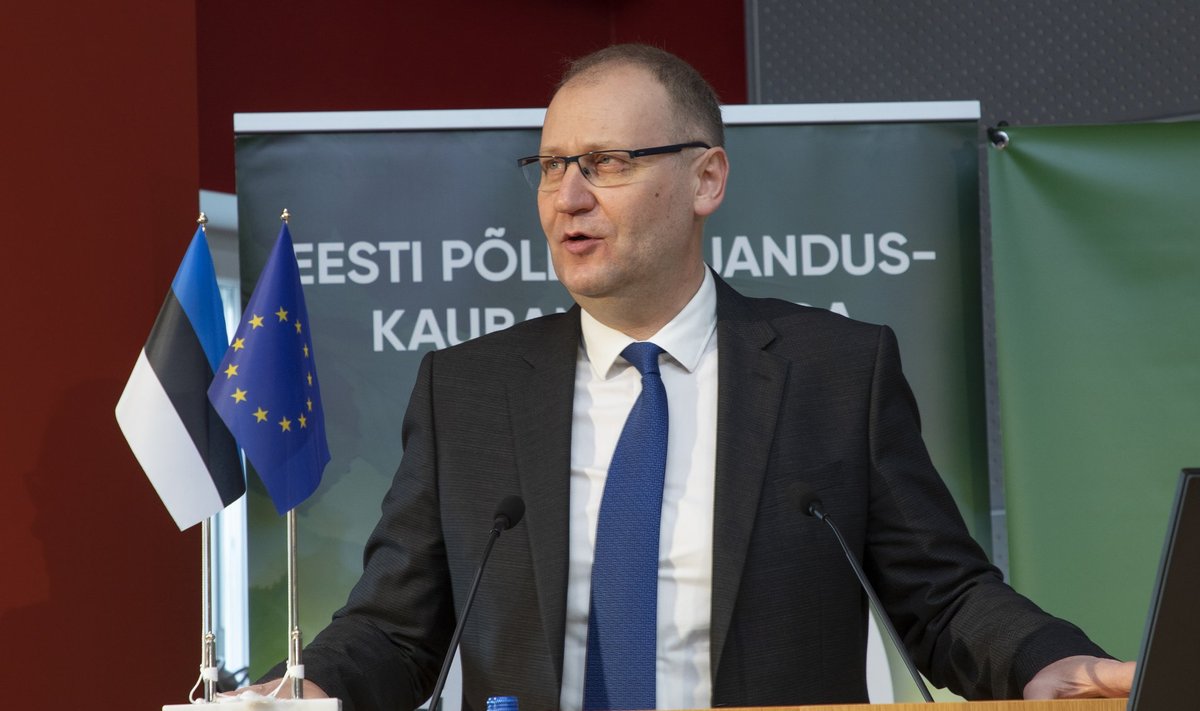 Maaeluminister Urmas Kruuse kõneles konverentsil Aasta põllumees 2021 riigikogus
