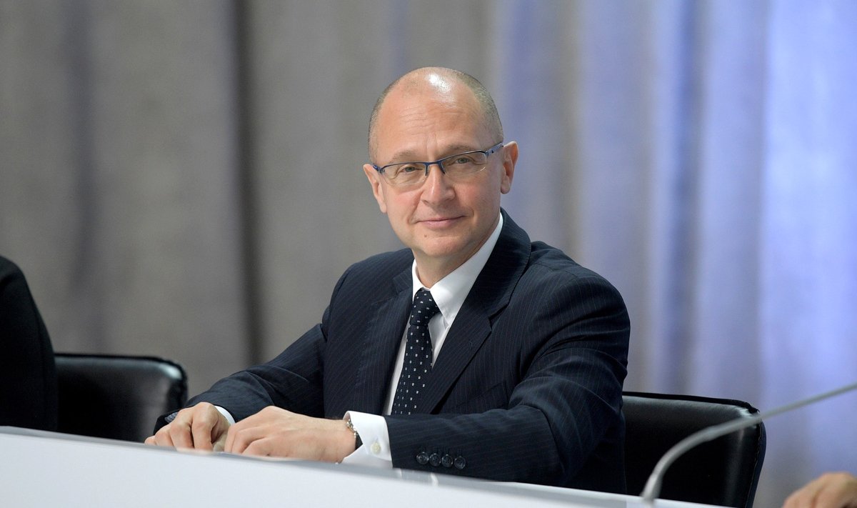 LAPSPEAMINISTRIST SAI VENEMAA NUKUJUHT: Presidendi administratsiooni silmapaistmatu asejuht Sergei Kirijenko kehtestas pärast sõja puhkemist karmi digitsensuuri ja peseb edukalt venelaste ajusid. 