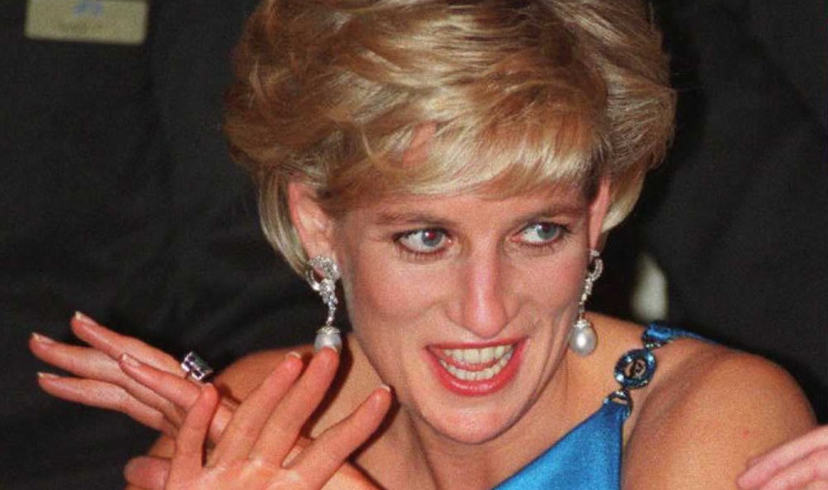 Kirjad saatis Diana oma kolmel viimasel eluaastal ehk perioodil 1994-1997. 