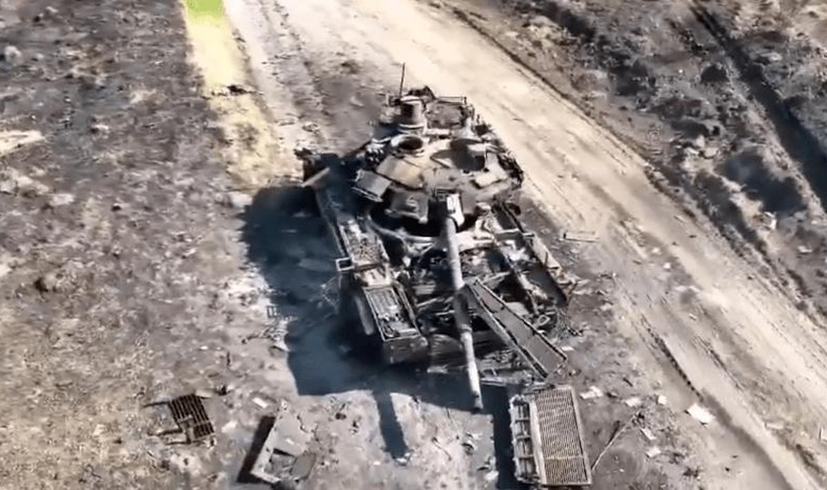 Hävitatud T-90M tank