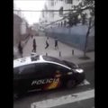 VIDEO: Politsei unustas kakluse ajal käsipiduri ära