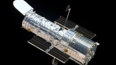 FOTO | Kosmoseteleskoop Hubble tegi ülesvõtte veidrast „meduus-galaktikast“