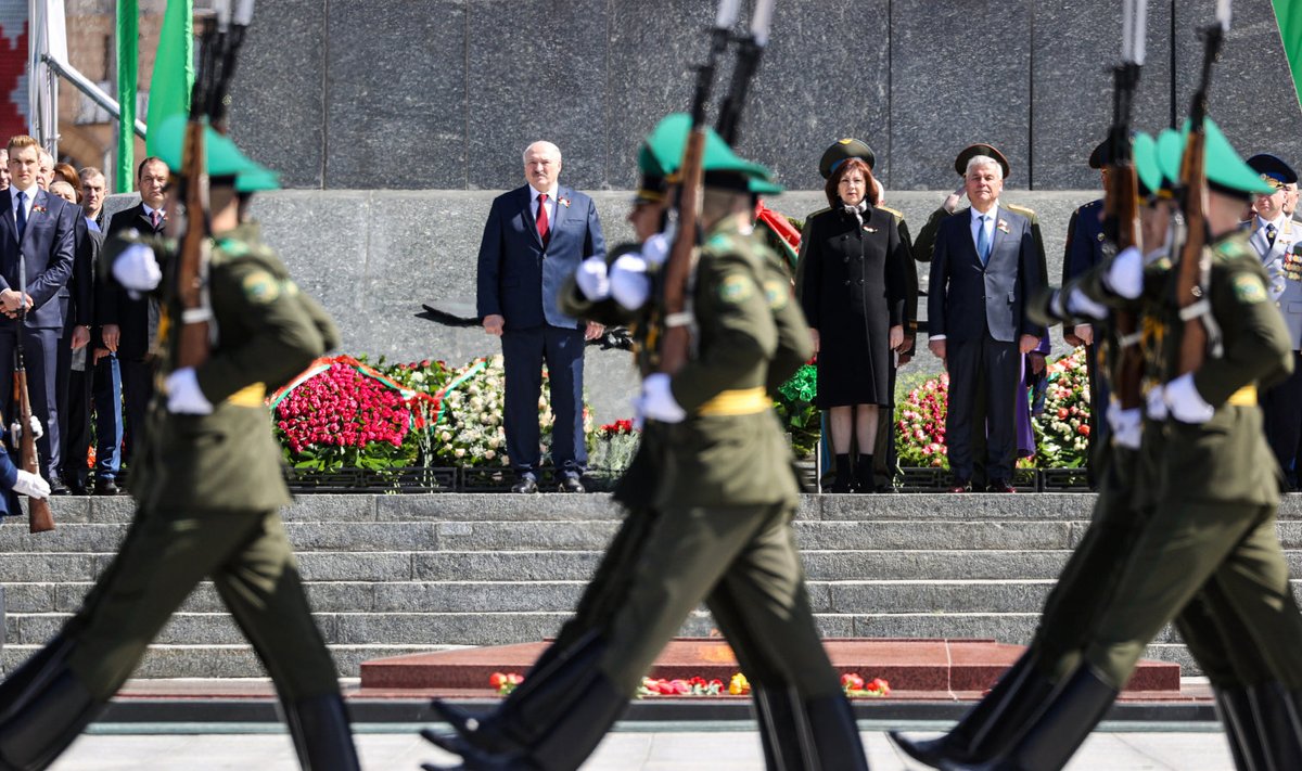 Lukašenka ja tema relvajõud