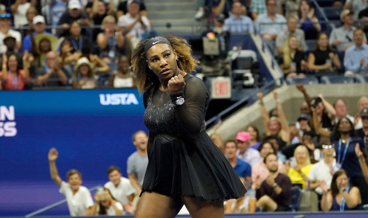 Serena Williams US Openi avaringi mängus.