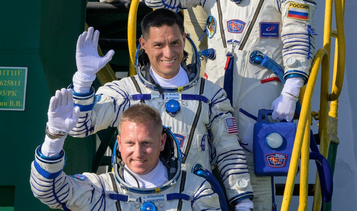 Sojuz MS-22 meeskond enne lendu