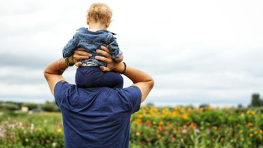 День отца в Эстонии отмечают 304 657 мужчин. У 87 эстонских отцов — 10 и более детей