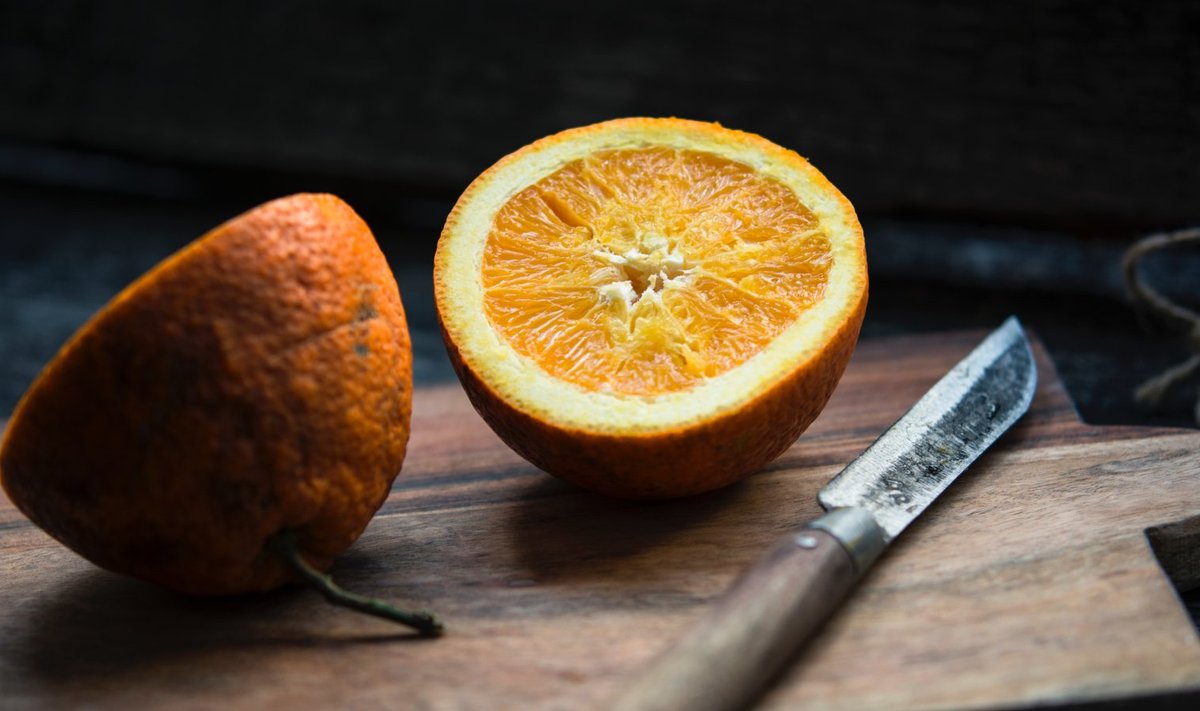 Hea tervis nõuab apelsine. Sööge apelsine.