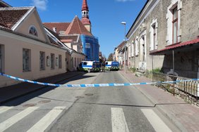 Politsei tabas Pärnus pommihirmu põhjustanud mehe. Mis oli tema motiiv?