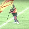 Fenerbahce väljakule Galatasaray lipu püsti pannud Šoti treener: nii palju vuntsides mehi pole mind veel kunagi musitanud