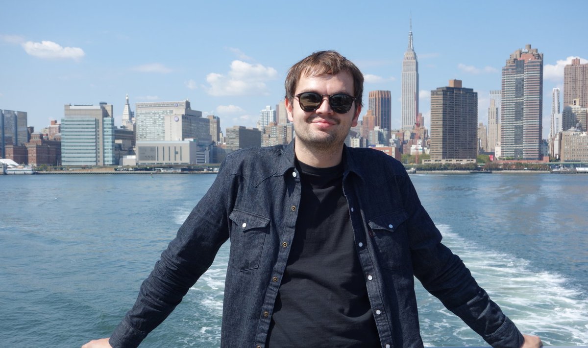 AARDEJAHIL: Väliseesti vinüülide kollektsio näär Vaiko Eplik uurimisretkel New Yorgis