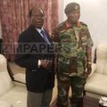 Zimbabwe 93-aastane president Mugabe kohtus kindralitega, kuid keeldus tagasi astumast