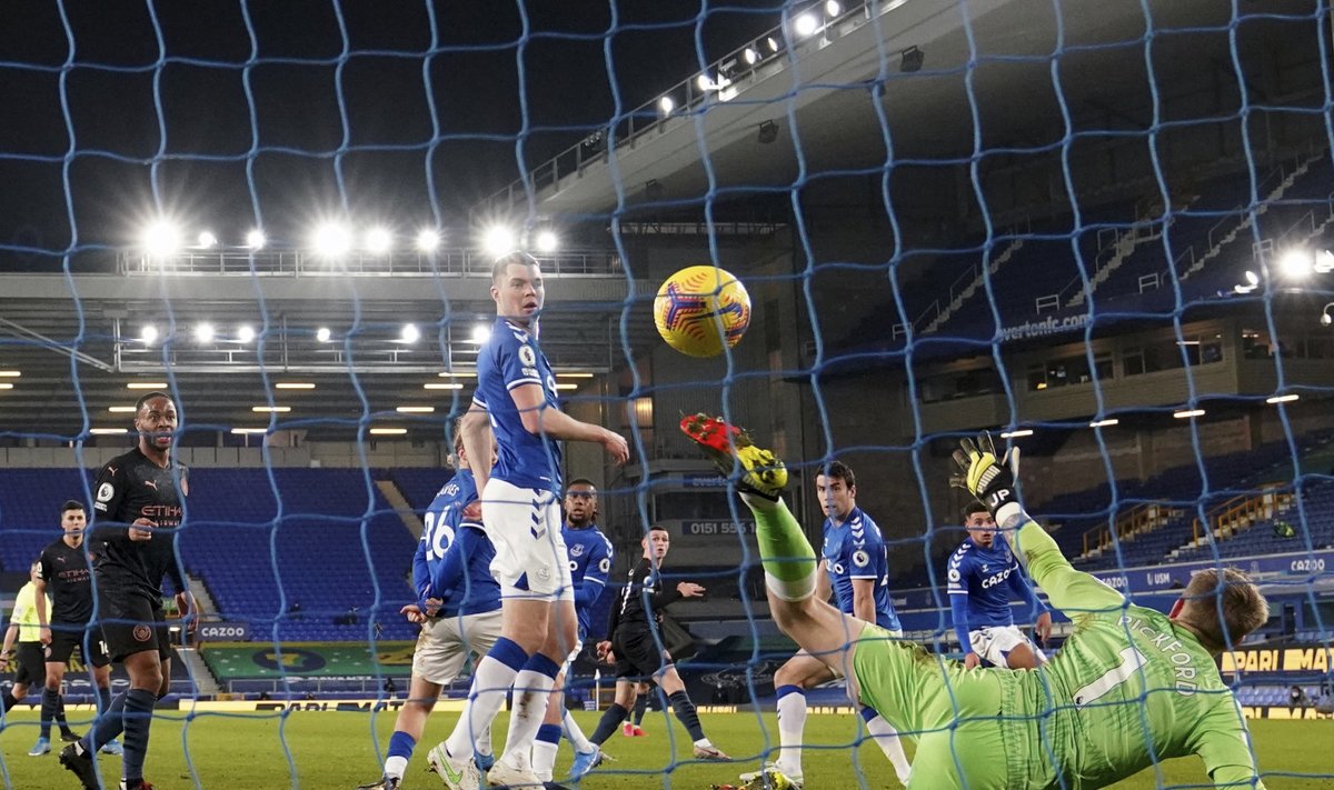 Manchester City lõi Evertoni võrku kolm palli.