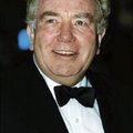 Suri Tom Jonesi kehastanud ja karjääri jooksul viiele Oscarile kandideerinud Albert Finney