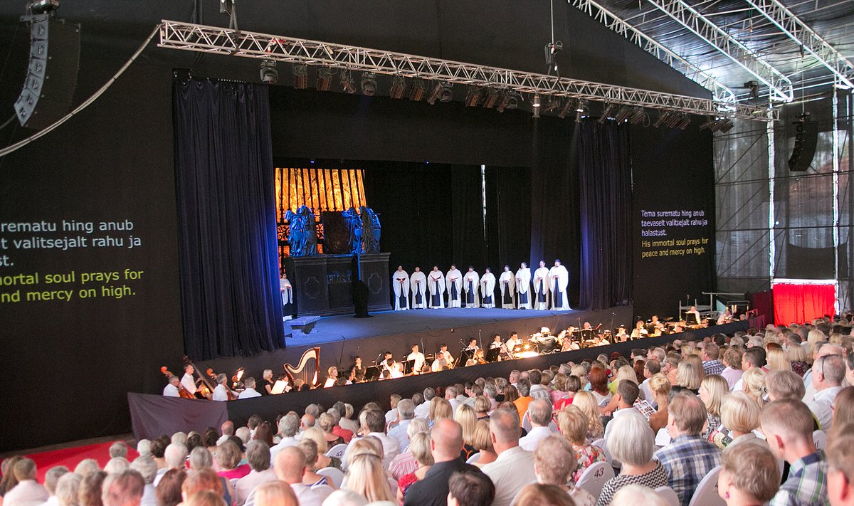 Ukraina rahvusooper Saaremaa ooperipäevadel 2014. aastal.