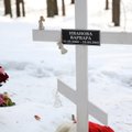 „Мы знаем, что ты где-то там, за мостом“. Владимир Чердаков написал песню в память о трагически погибшей 11 лет назад маленькой нарвитянке Варе Ивановой