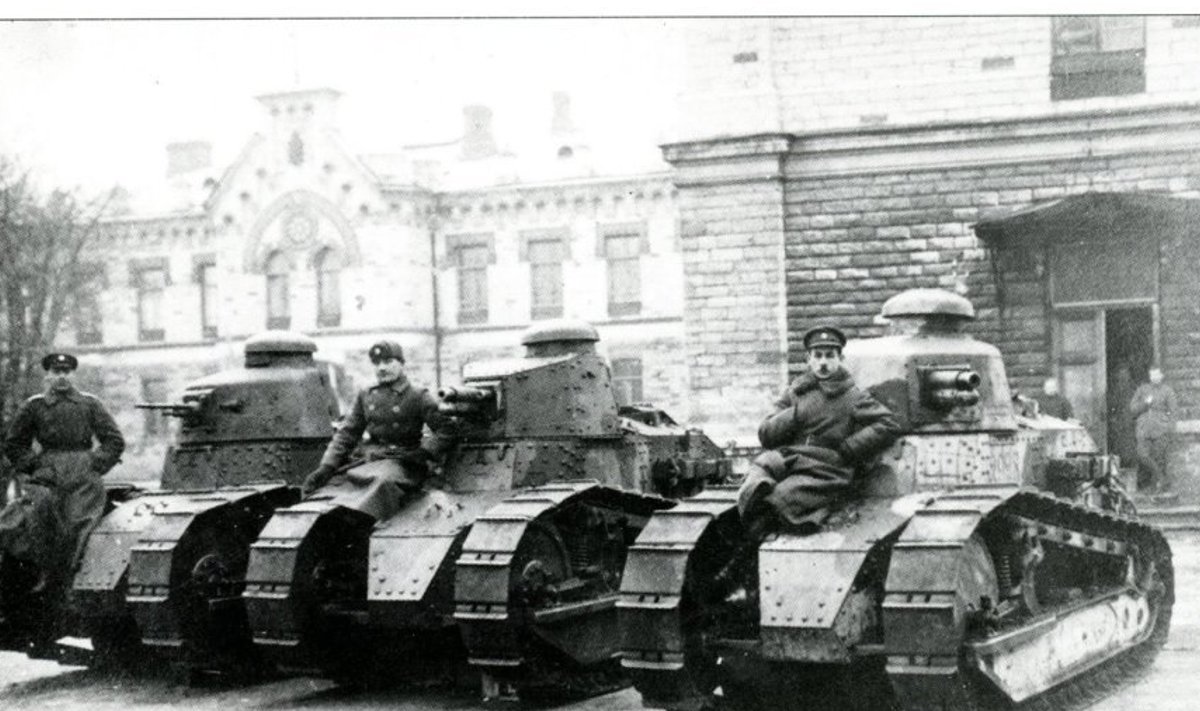 Renault FT-17 tankid Tallinnas