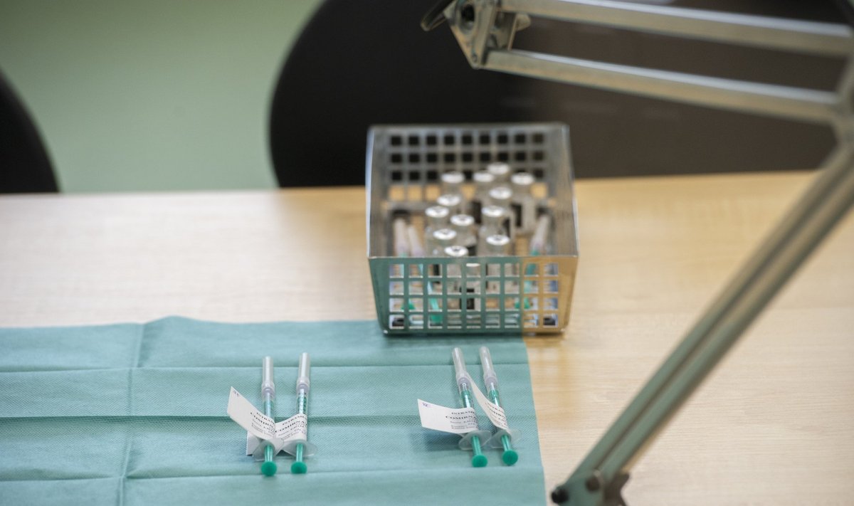 Vaktsiinid ei ole veel kedagi surematuks teinud. Seega jääb ka tulevikus tulema teateid vaktsiinijärgsetest surmadest.