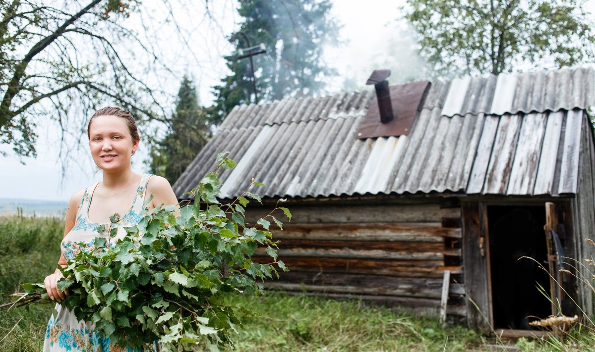 Kui säilitamiseks mõeldud vihad võiks valmis teha enne jaanipäeva, siis otse sauna minekuks sobib värske viht kuni sügiseni.
