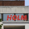 FOTOD | Verivärske Holm Bank riputas juba oma kontorile logo
