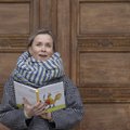 VIDEO ja FOTOD | Tuntud inimesed lugesid emakeelepäeval presidendi kantselei ees eestikeelseid tekste 
