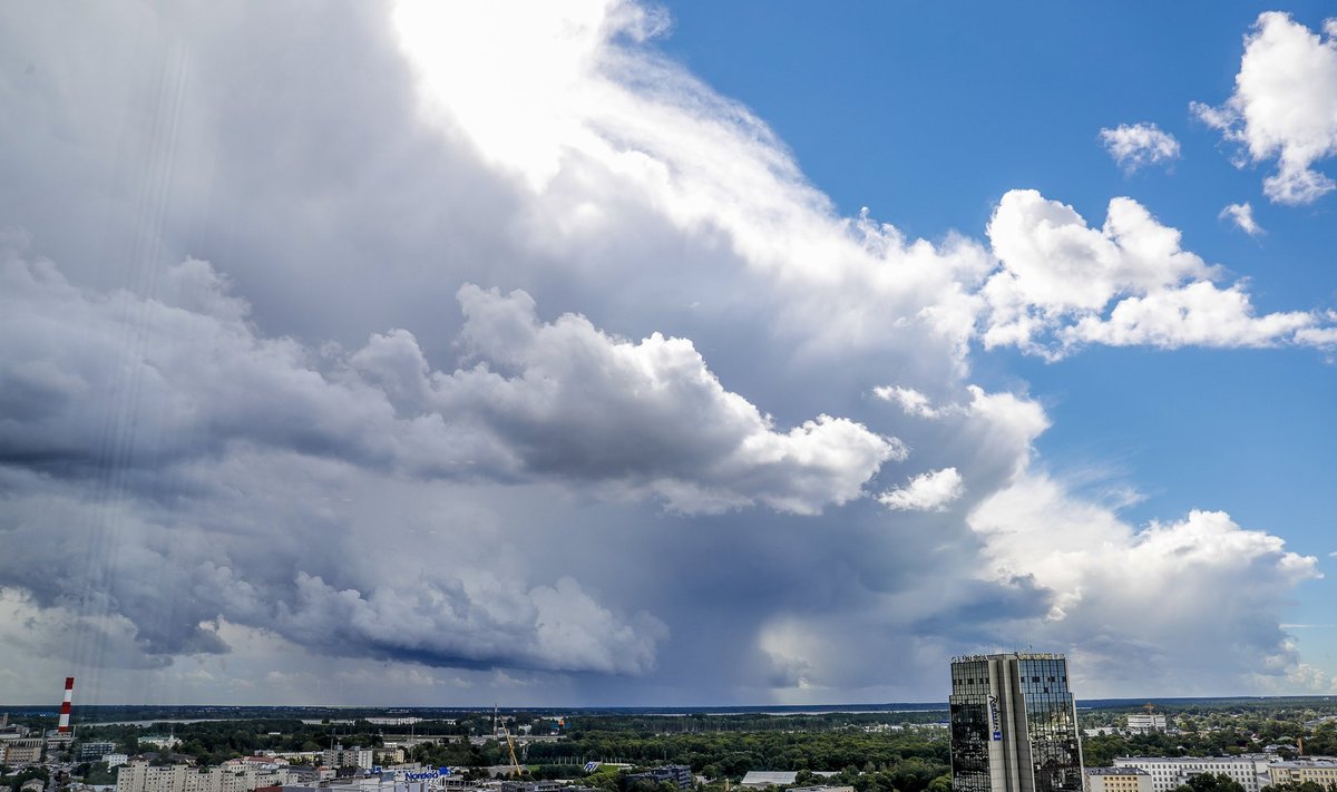 Vihm jõuab Tallinna